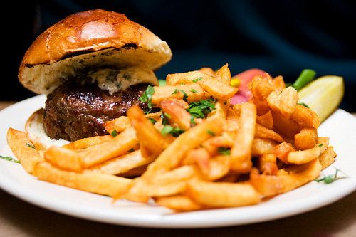 DB Seafood Boil | restaurant | 483 Grand St, Brooklyn, NY 11211, USA | 7183880772 OR +1 718-388-0772