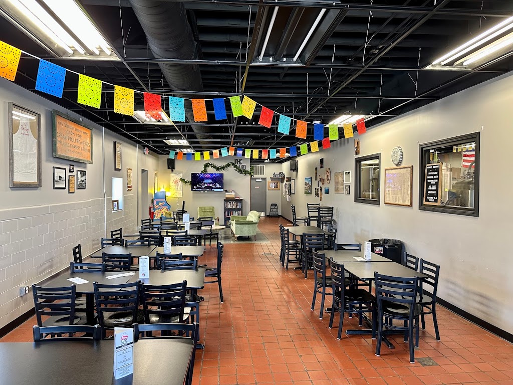 Lost Way Brewery | restaurant | 614 3rd Ave, Holdrege, NE 68949, USA | 3089950503 OR +1 308-995-0503