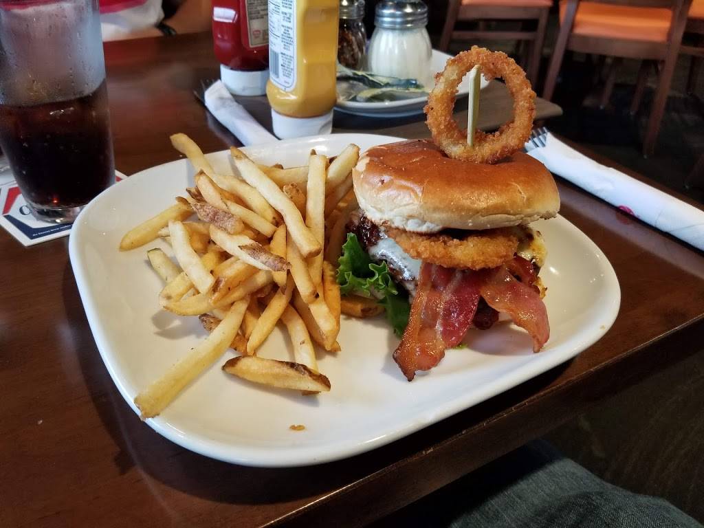 Boston Pizza | restaurant | 1345 Route de lAéroport, LAncienne-Lorette, QC G2G 1G5, Canada | 4186149614 OR +1 418-614-9614