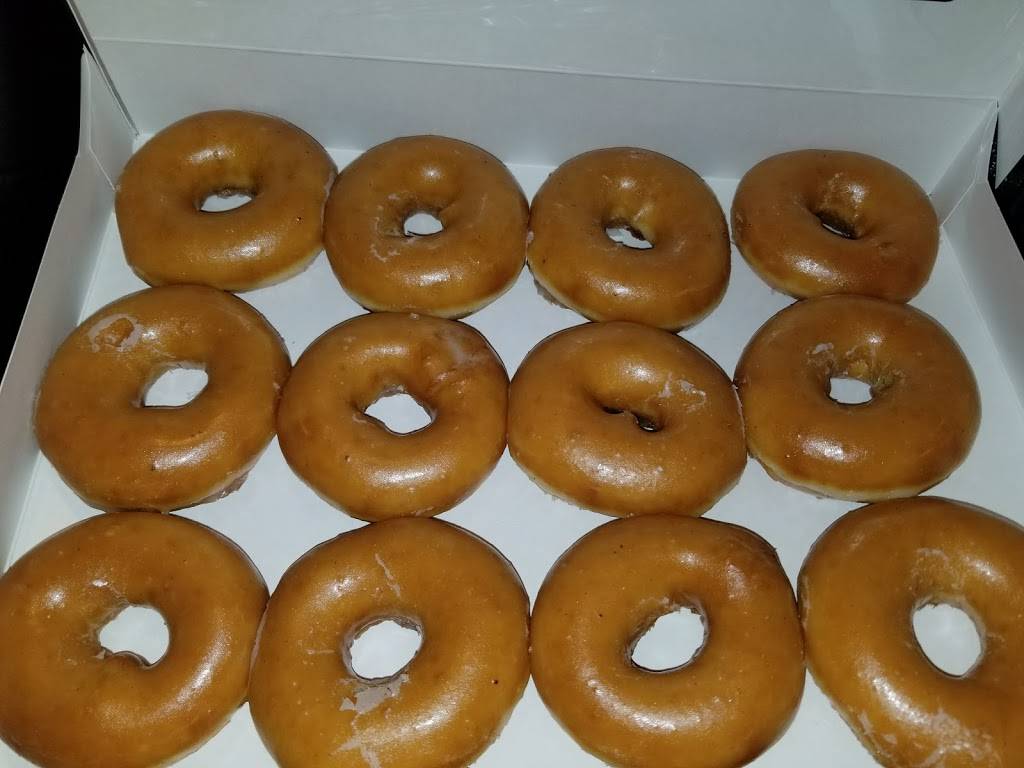 Krispy Kreme | bakery | 3920 7th Street Rd, Louisville, KY 40216, USA | 5024487616 OR +1 502-448-7616