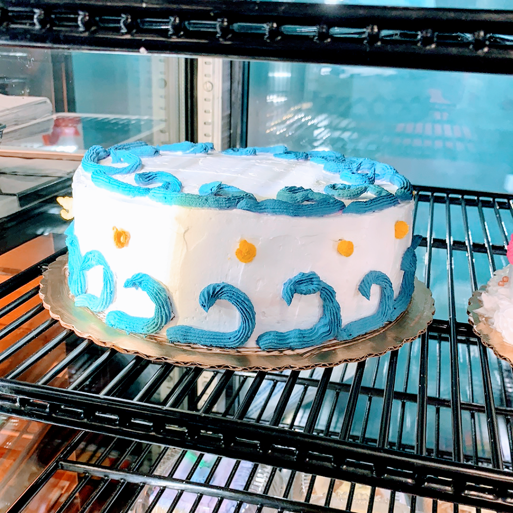 Recinos Café | restaurant | 85 Broadway, Somerville, MA 02145, USA | 6177641375 OR +1 617-764-1375