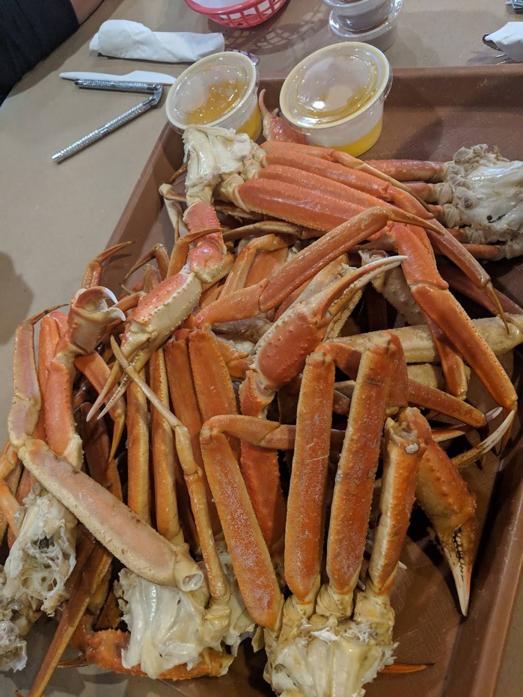 Seafood City | restaurant | 9996 S Dupont Hwy #13, Felton, DE 19943, USA | 3022848486 OR +1 302-284-8486