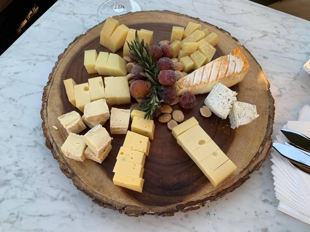 Duke of Bourbon | cafe | 31149 Via Colinas #602, Westlake Village, CA 91362, USA | 8183411234 OR +1 818-341-1234