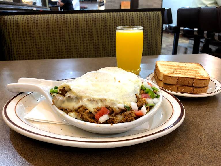 Huck Finn Restaurant | restaurant | 3414 S Archer Ave, Chicago, IL 60608, USA | 7732475515 OR +1 773-247-5515