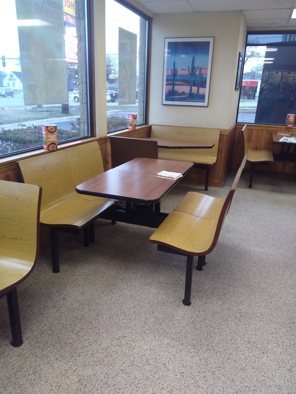 Taco Johns | restaurant | 226 Edgewood Rd NW, Cedar Rapids, IA 52405, USA | 3193962025 OR +1 319-396-2025