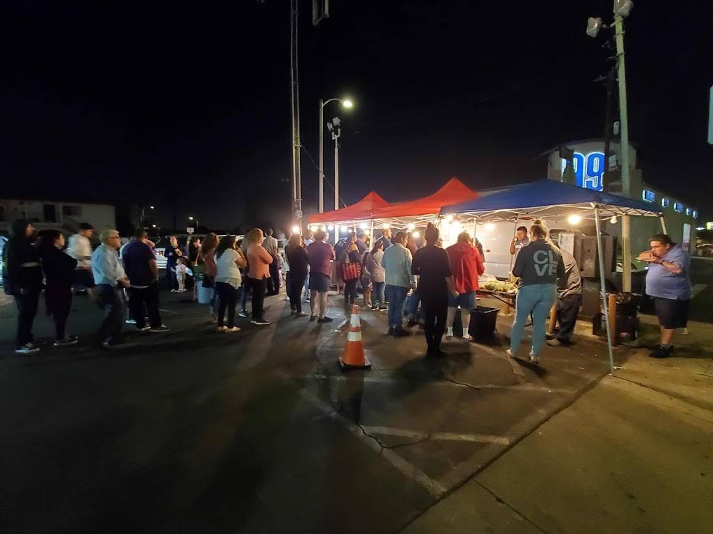 Tacos el banquetazo | restaurant | 509 W Anaheim St, Wilmington, CA 90744, USA | 3235578247 OR +1 323-557-8247