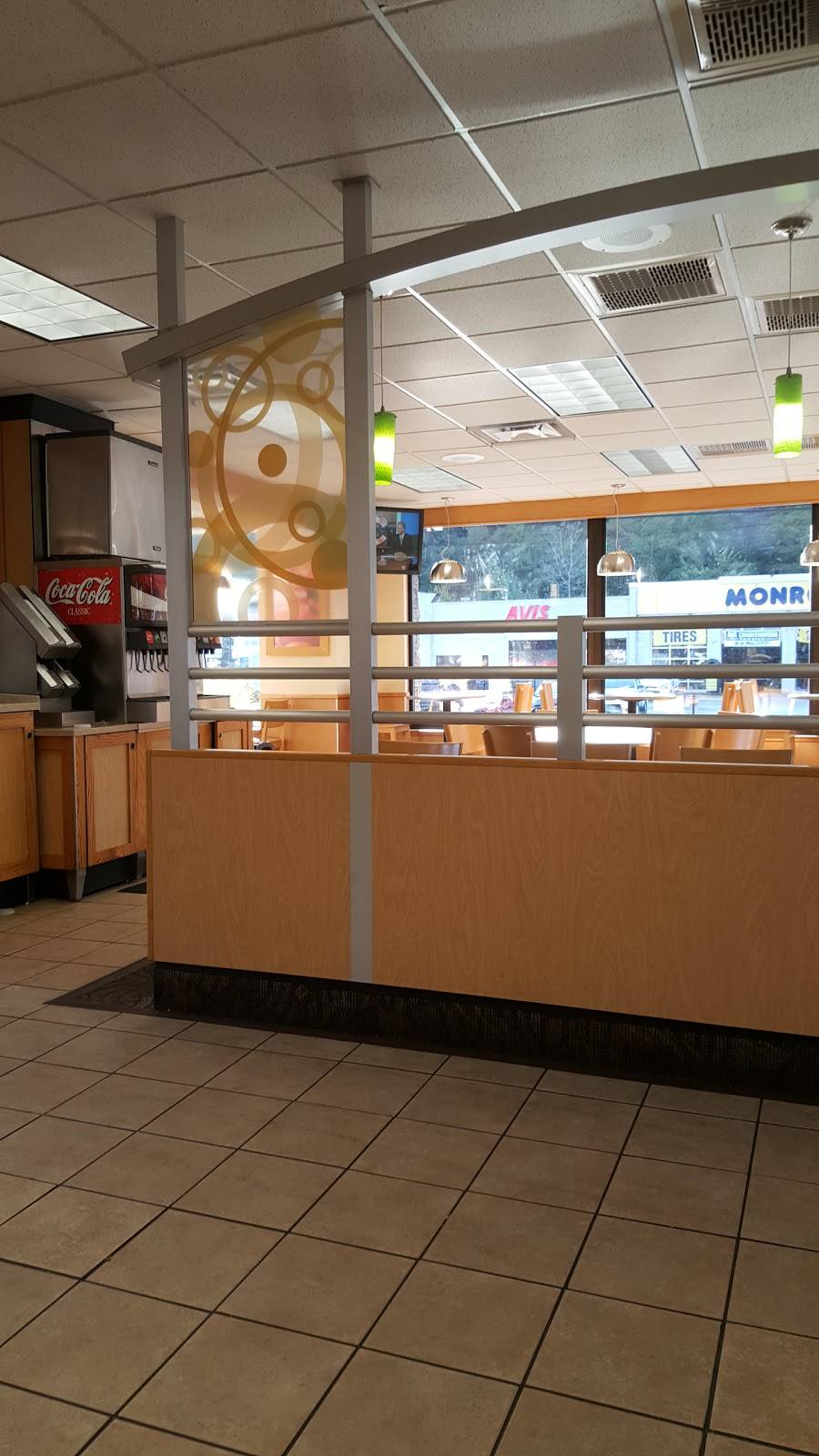 Wendys | restaurant | 603 Clairton Blvd, Pittsburgh, PA 15236, USA | 4126535380 OR +1 412-653-5380