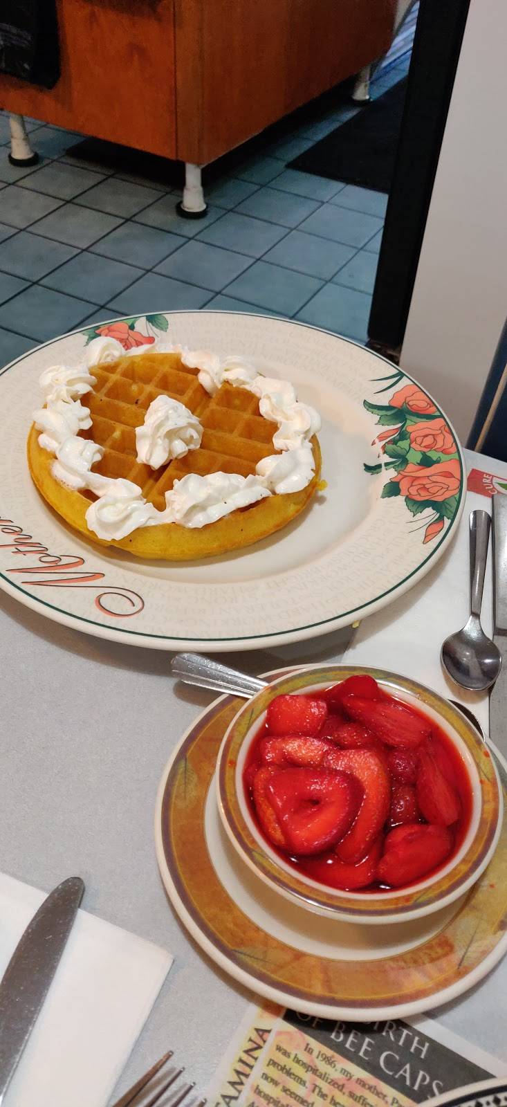 Greek House | restaurant | 623 Main St, Johnson City, NY 13790, USA | 6077987899 OR +1 607-798-7899