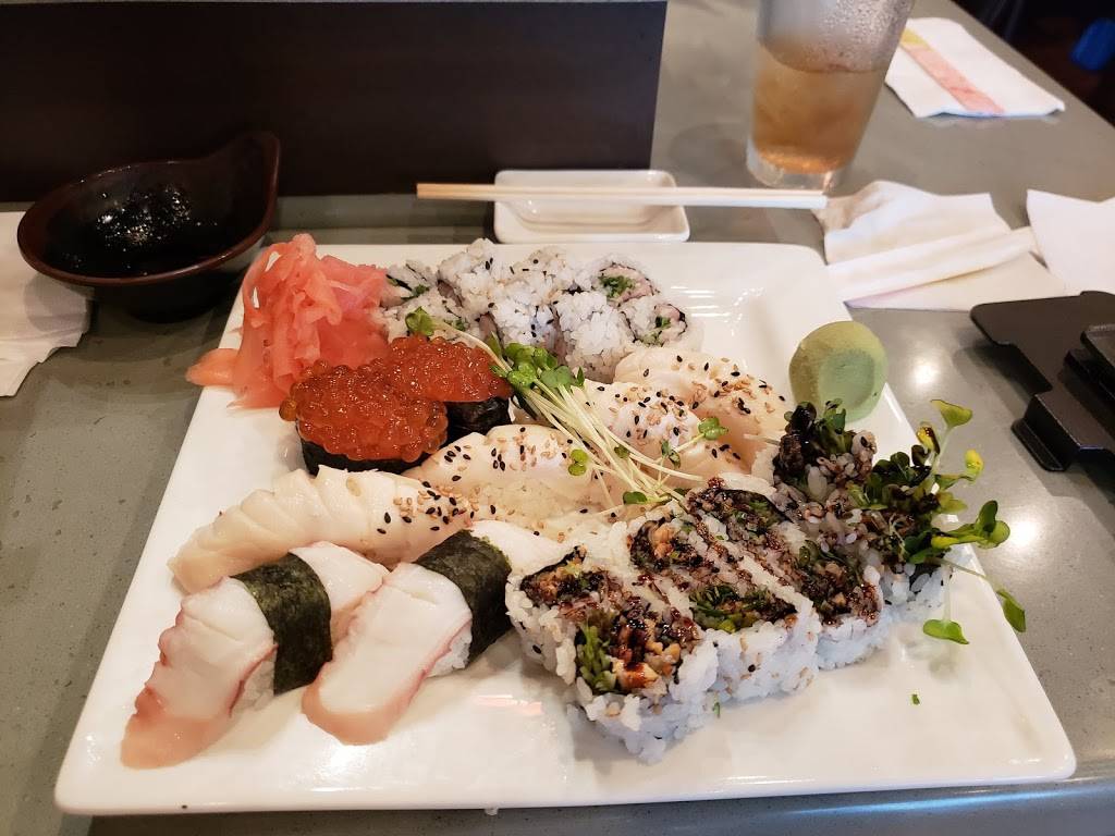 Kazu Japanese Restaurant | restaurant | 2137 SE Federal Hwy, Stuart, FL 34994, USA | 7722830456 OR +1 772-283-0456