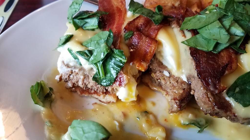 The Guilty Plate Diner | restaurant | 164 Porters Point Rd, Colchester, VT 05446, USA | 8023992011 OR +1 802-399-2011