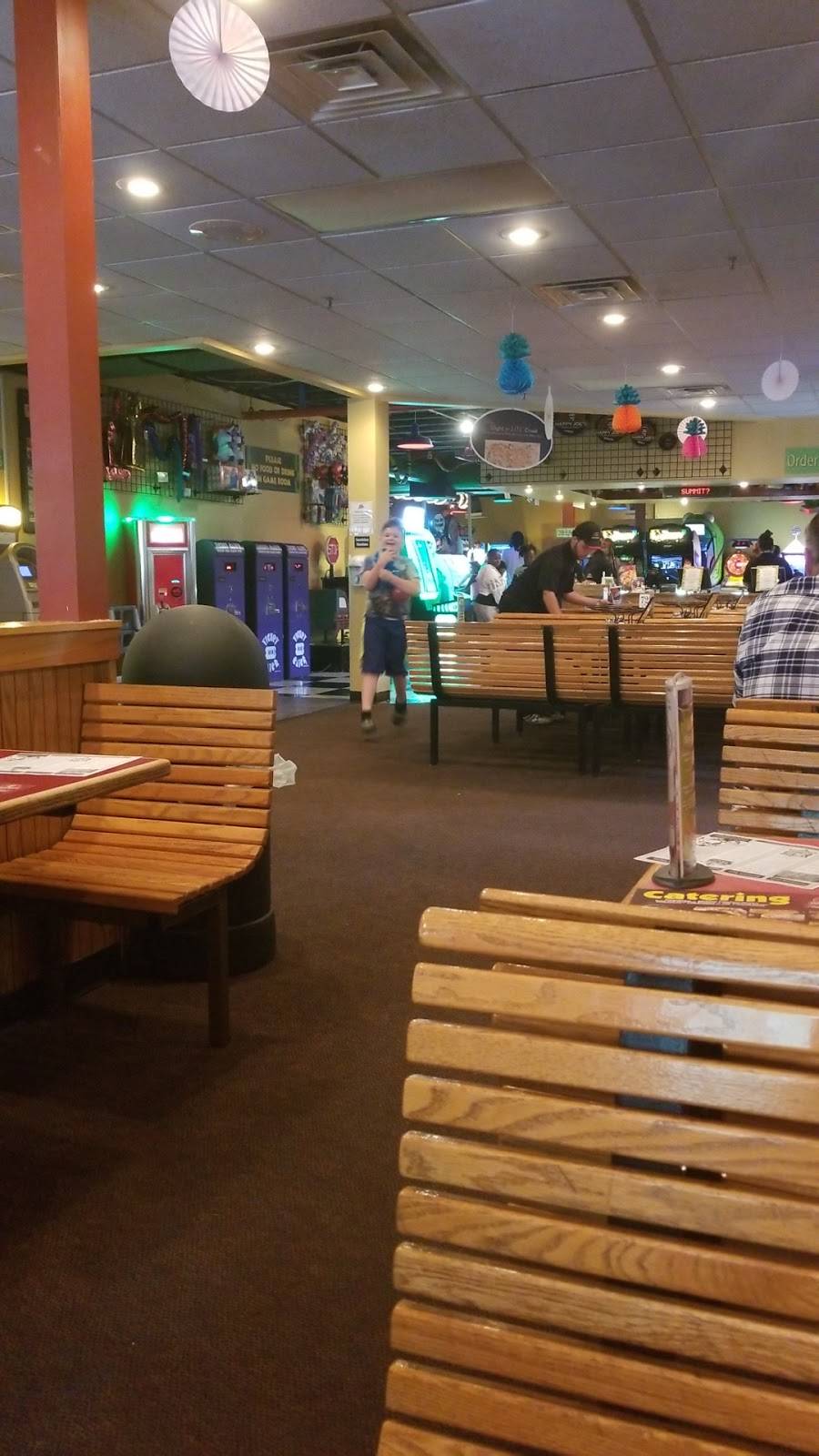 Jungle Bungle | restaurant | 201 W 50th St, Davenport, IA 52806, USA | 5633861766 OR +1 563-386-1766