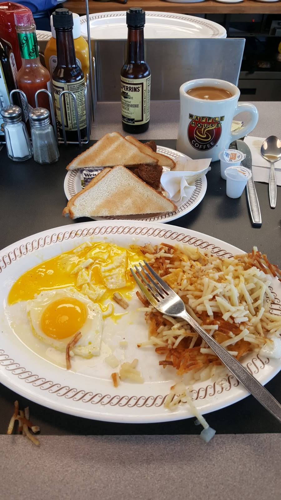 Waffle House | meal takeaway | 5180 Carmichael Rd, Montgomery, AL 36106, USA | 3342773952 OR +1 334-277-3952