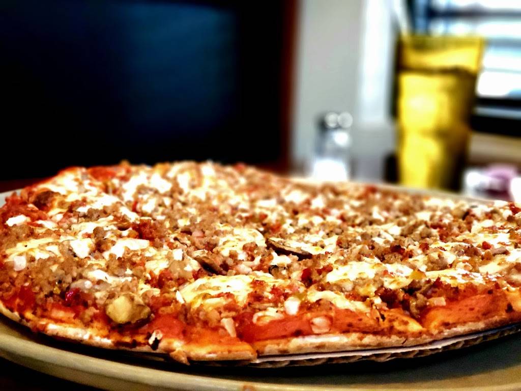 Pizza King | restaurant | 1911 S Tiger Dr, Yorktown, IN 47396, USA | 7657591030 OR +1 765-759-1030