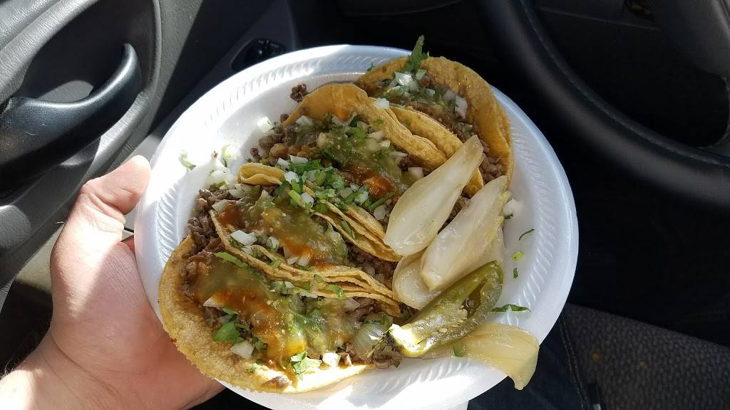 Tacos el Caballo | restaurant | 1445 Springwells St, Detroit, MI 48209, USA | 3139898426 OR +1 313-989-8426