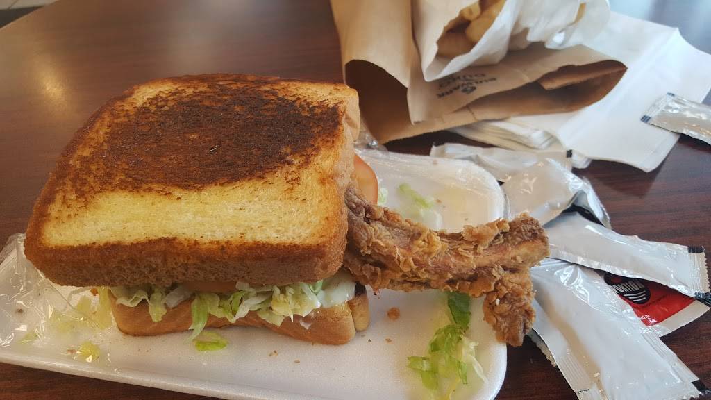 Good Luck Drive-In | restaurant | 950 W Rosedale St, Fort Worth, TX 76104, USA | 8173325507 OR +1 817-332-5507