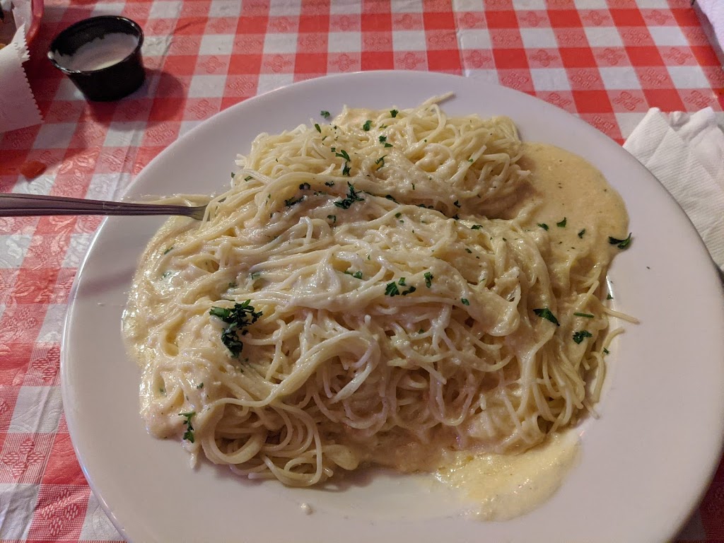 Coliannos Italian Restaurant | restaurant | 2200 AZ-95, Bullhead City, AZ 86442, USA | 9287587104 OR +1 928-758-7104