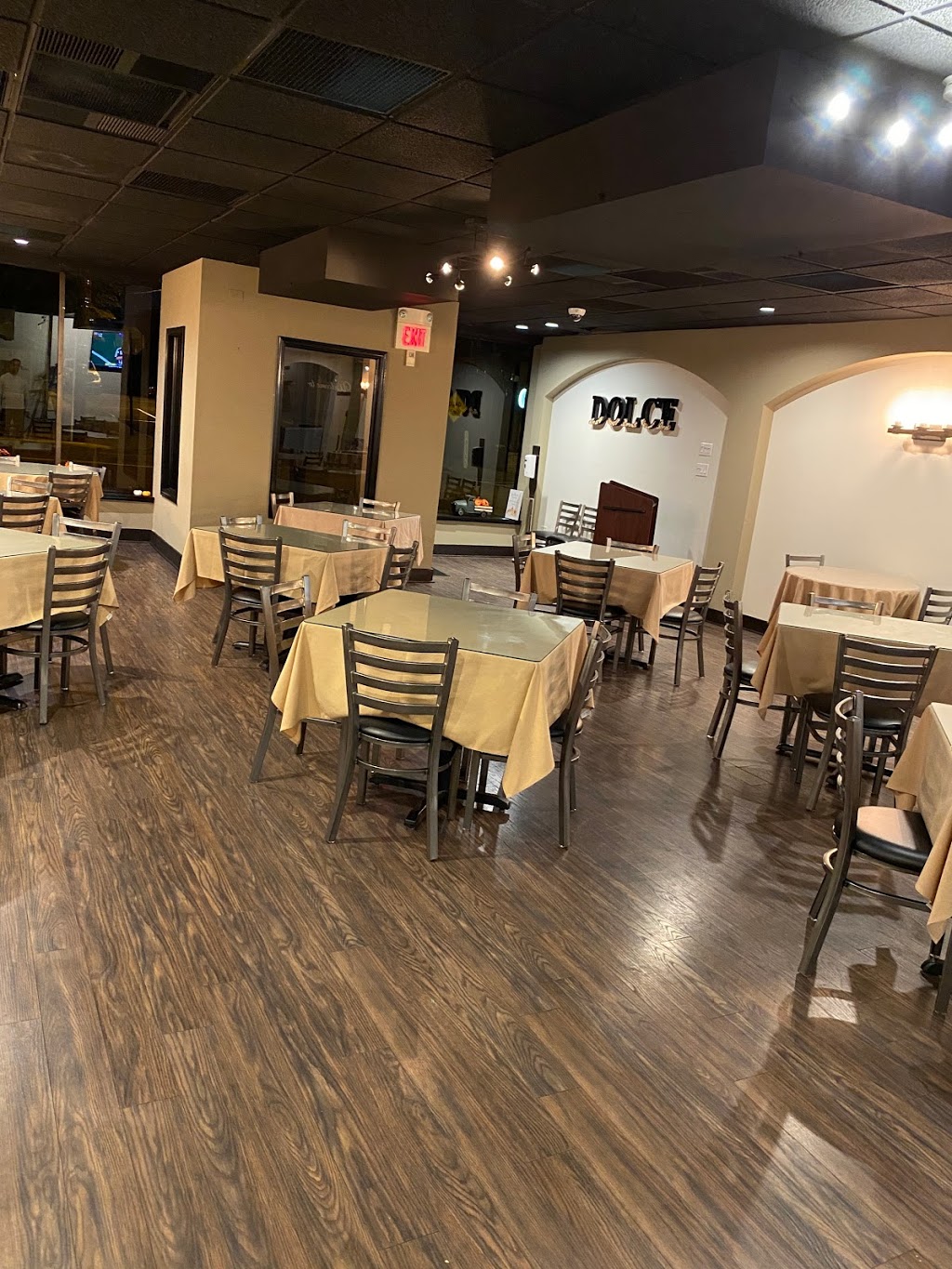 Dolce Pizzeria & Restaurant | restaurant | 432 New Brunswick Ave, Fords, NJ 08863, USA | 7327380666 OR +1 732-738-0666