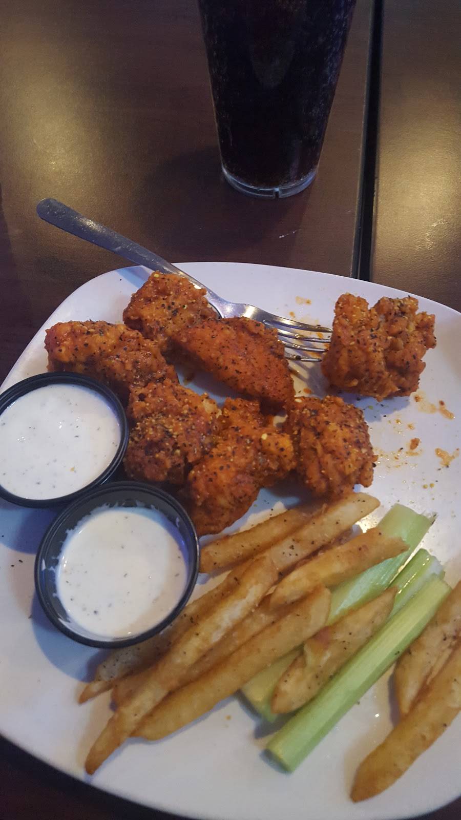 Halftime | restaurant | 156 N College St, Auburn, AL 36830, USA | 3348877800 OR +1 334-887-7800