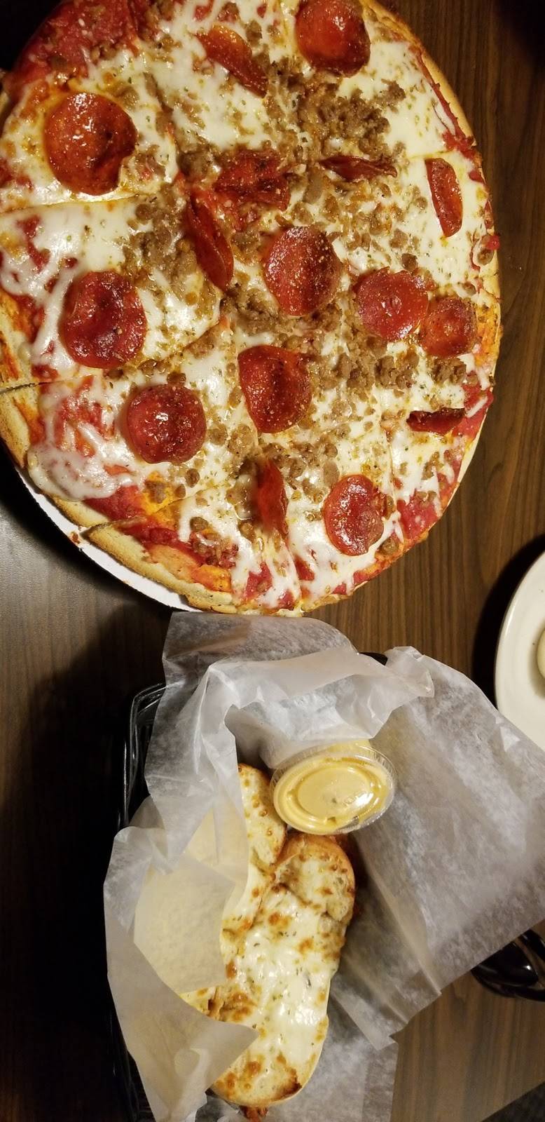 Dick Clarks Drive-In | restaurant | 702 N Prince St, Princeton, IN 47670, USA | 8123853131 OR +1 812-385-3131