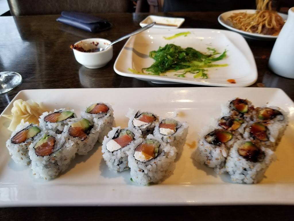 Oishii Bistro | restaurant | 69 S Moger Ave, Mt Kisco, NY 10549, USA | 9146662348 OR +1 914-666-2348