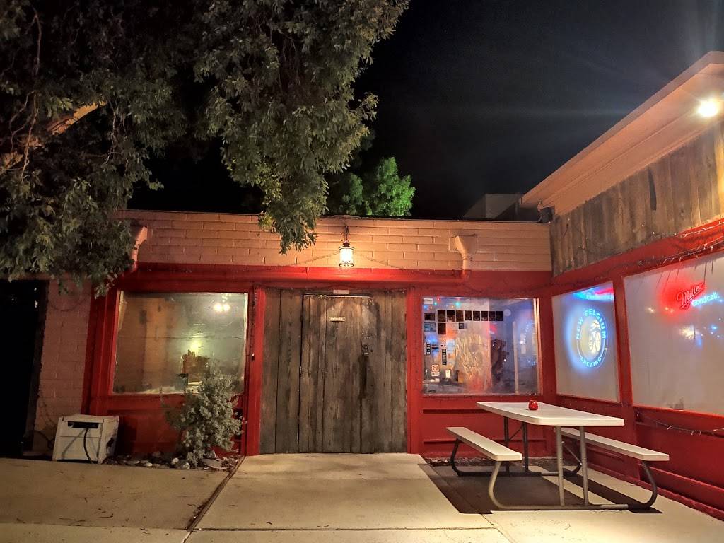 Daisy Maes Steak House | restaurant | 2735 W Anklam Rd, Tucson, AZ 85745, USA | 5207928888 OR +1 520-792-8888