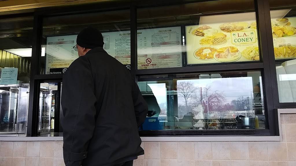 L A Coney Restaurant | restaurant | 1700 E McNichols Rd, Detroit, MI 48203, USA | 3138925552 OR +1 313-892-5552