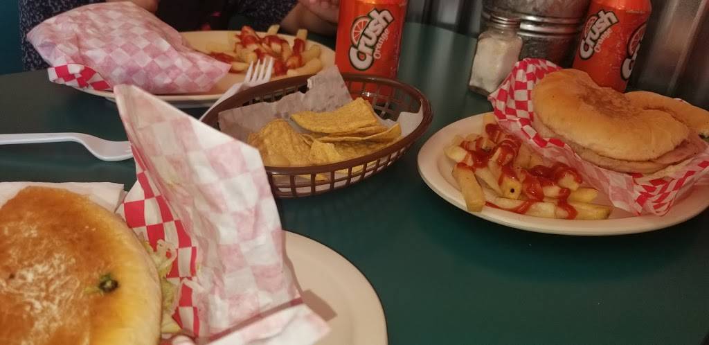 Tortas Y Mas | restaurant | 4919 Hondo Pass Dr, El Paso, TX 79924, USA | 9157571445 OR +1 915-757-1445