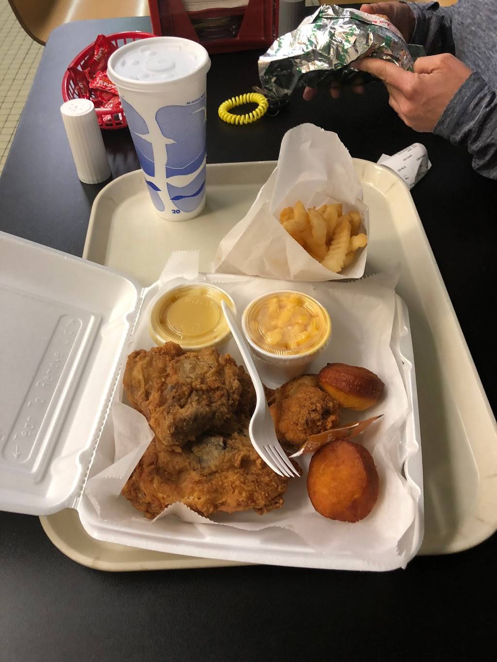 Kenneys | restaurant | 635 Waddell St, Lexington, VA 24450, USA | 5404635730 OR +1 540-463-5730