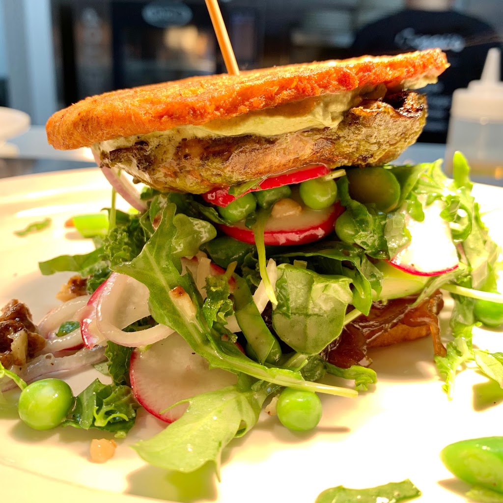 Doggis Arepa Bar | meal takeaway | 7281 Biscayne Blvd, Miami, FL 33138, USA | 7865589538 OR +1 786-558-9538