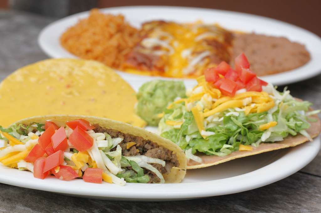 El Toro Mexican Restaurant | restaurant | 1301 Decker Dr, Baytown, TX 77520, USA | 2814273831 OR +1 281-427-3831