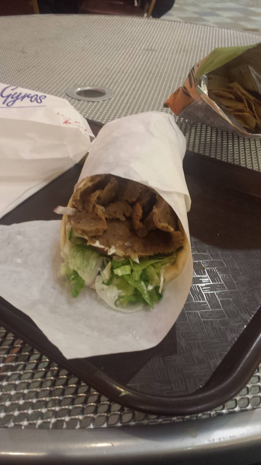 Ozzies Deli & Gyros | restaurant | 10000 SE Main St, Portland, OR 97216, USA | 5032554222 OR +1 503-255-4222