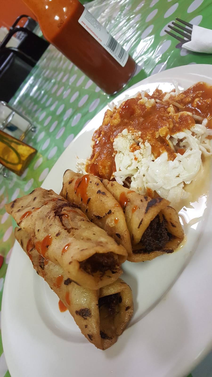 Jeremys Honduras Restaurant & Billiards | restaurant | 581 Somerset St, Somerset, NJ 08873, USA | 7325452050 OR +1 732-545-2050