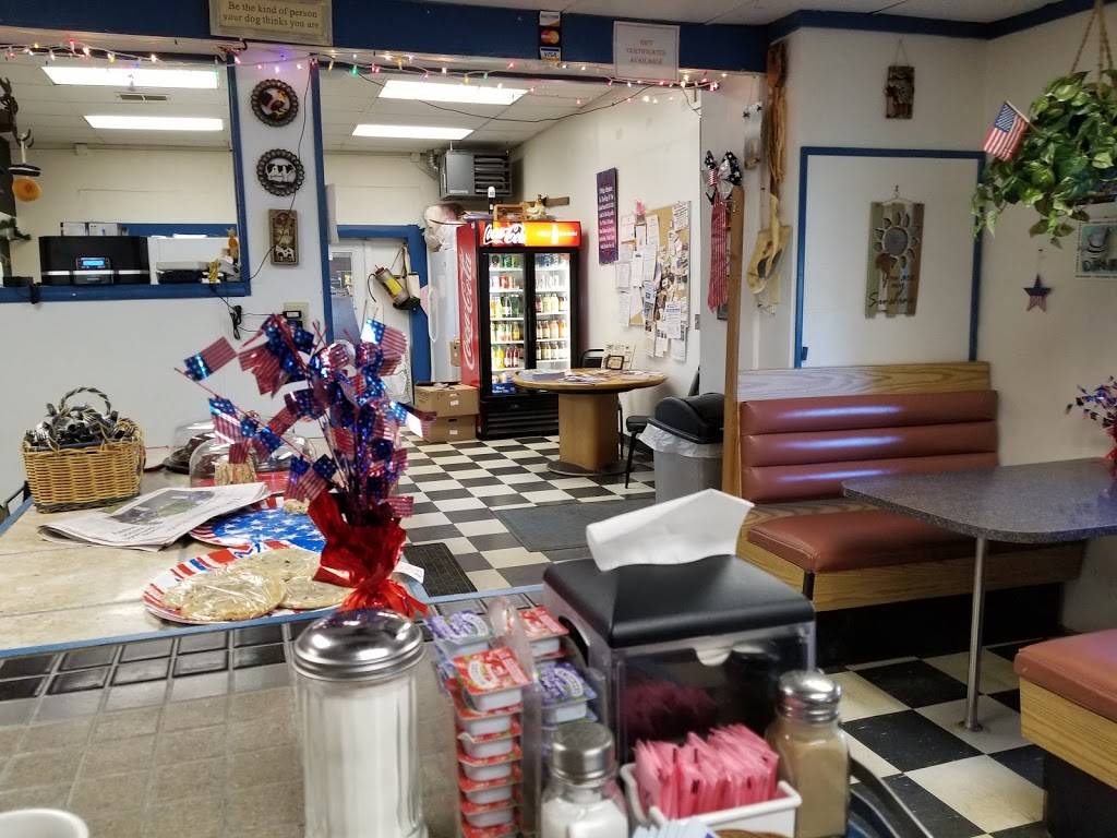 Flos Diner | restaurant | 1245 W Housatonic St, Pittsfield, MA 01201, USA | 4134423567 OR +1 413-442-3567