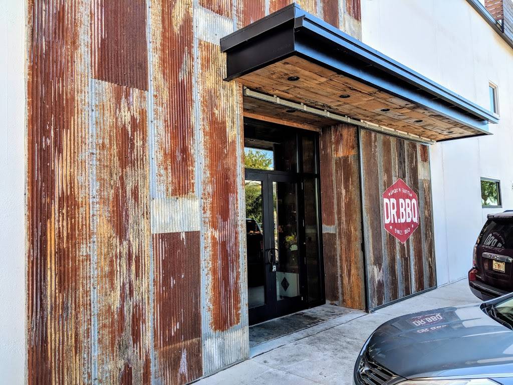 Dr. BBQ The Restaurant | restaurant | 1101 1st Ave S, St. Petersburg, FL 33705, USA | 7274437227 OR +1 727-443-7227