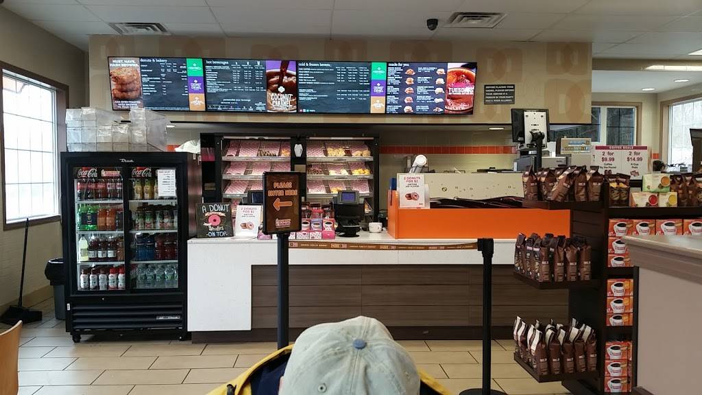 Dunkin | bakery | 201 Saybrook Rd, Higganum, CT 06441, USA | 8605545171 OR +1 860-554-5171