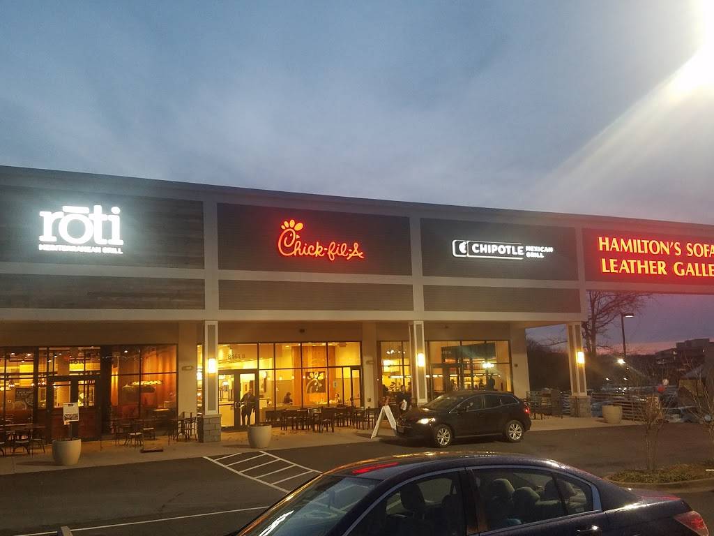 Chipotle Mexican Grill | restaurant | 8461 Leesburg Pike Ste A, Vienna, VA 22182, USA | 5713261608 OR +1 571-326-1608