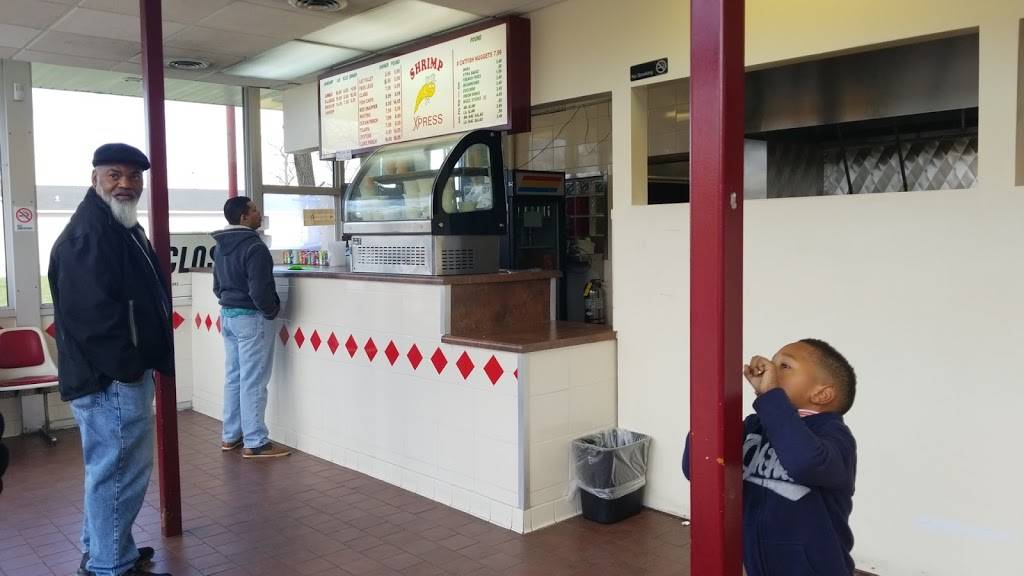 Shrimp Express | restaurant | 911 River Oaks Dr, Calumet City, IL 60409, USA | 7089330146 OR +1 708-933-0146