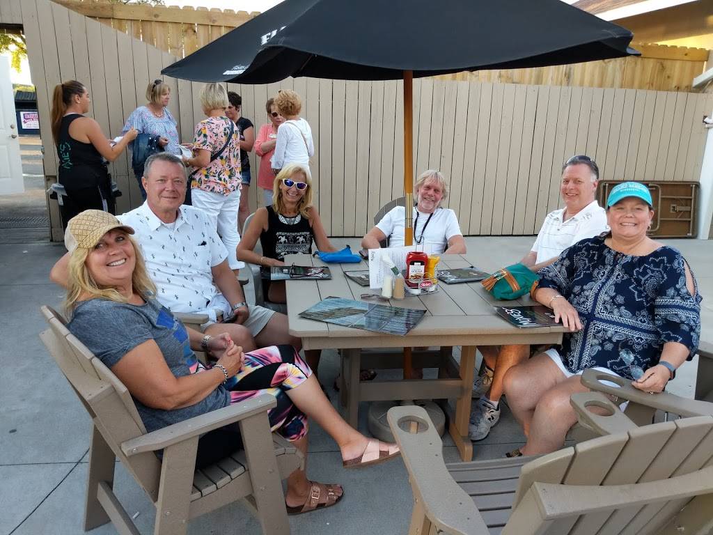 Moxies | restaurant | 1835 Rose St, La Crosse, WI 54603, USA | 6087817070 OR +1 608-781-7070