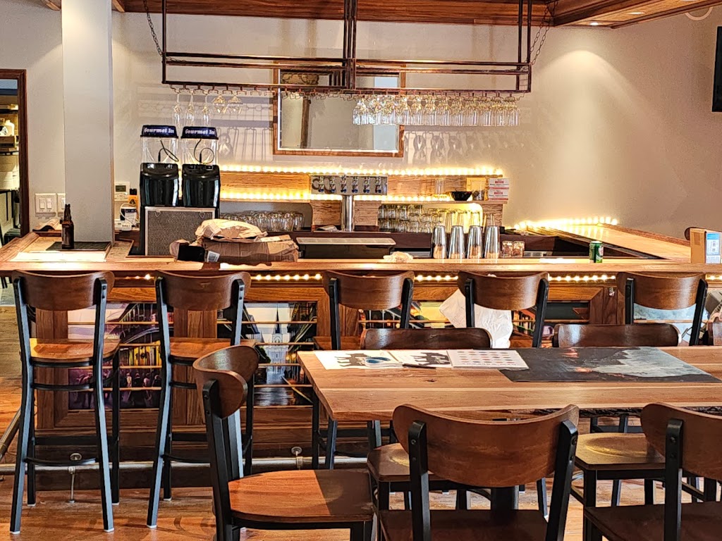 Ours noir | restaurant | 311 Gay St, Washington, VA 22747, USA | 5402275047 OR +1 540-227-5047