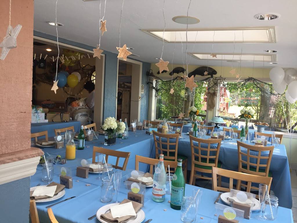Capri Fish House | restaurant | 203 Capri Blvd, Naples, FL 34113, USA | 2393895555 OR +1 239-389-5555