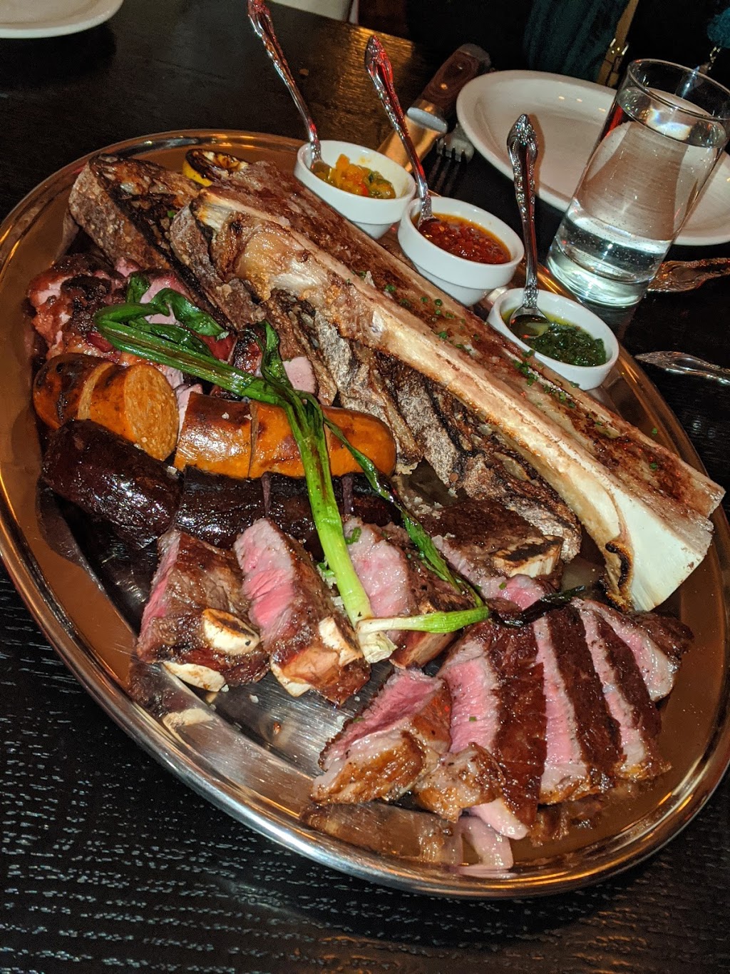 El Che Steakhouse & Bar | restaurant | 845 W Washington Blvd, Chicago, IL 60607, USA | 3122651130 OR +1 312-265-1130