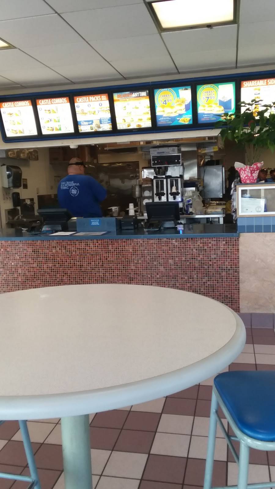 White Castle | restaurant | 125 Plaza Dr, Cold Spring, KY 41076, USA | 8594427698 OR +1 859-442-7698