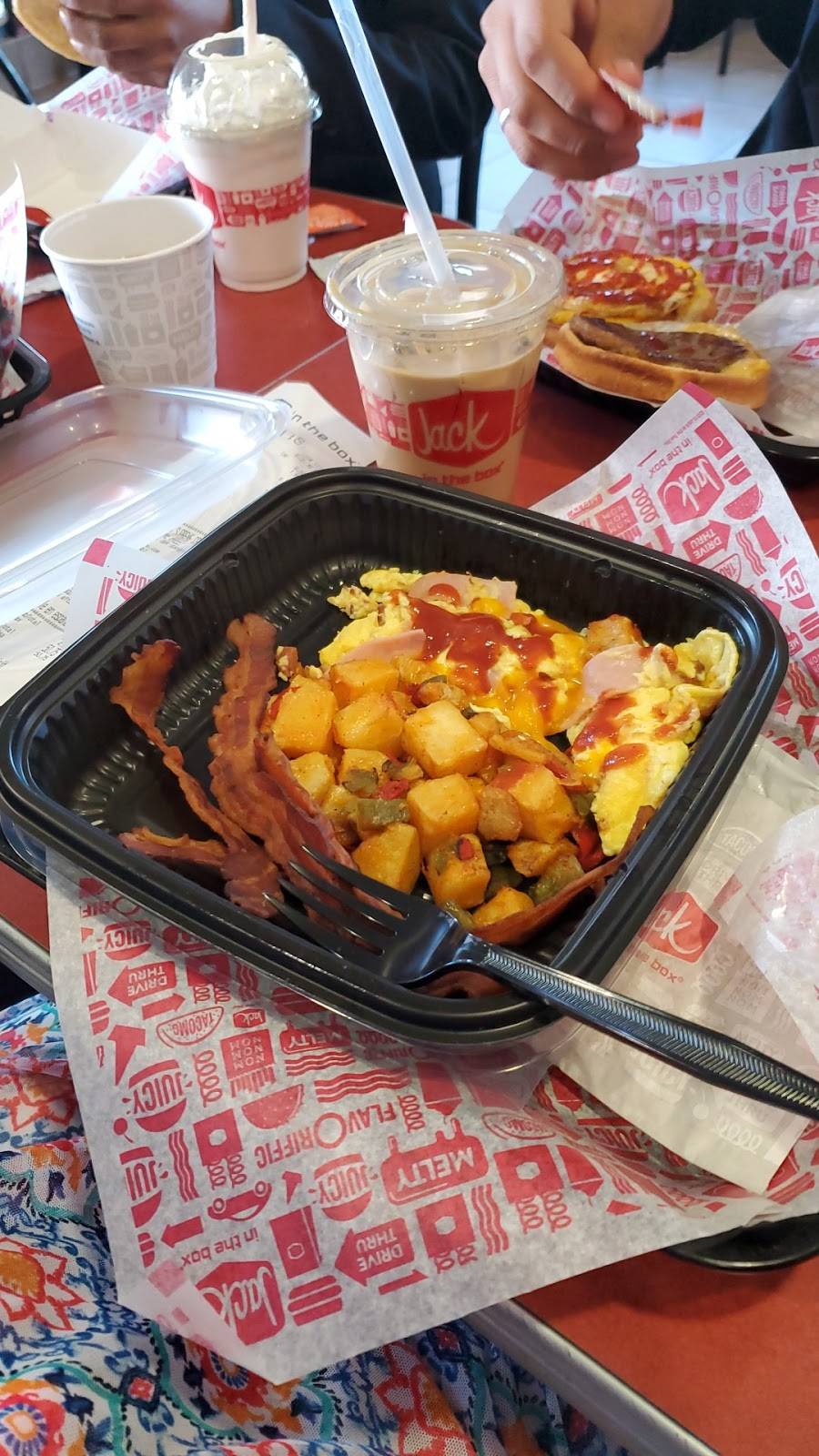 Jack in the Box | restaurant | 6001 W Thomas Rd, Phoenix, AZ 85033, USA | 6232471746 OR +1 623-247-1746