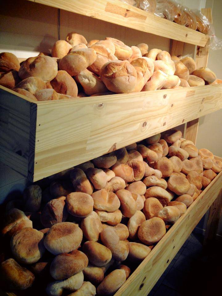 Casanova | bakery | 103 Rue Turgeon, Sainte-Thérèse, QC J7E 3H8, Canada | 4504202314 OR +1 450-420-2314