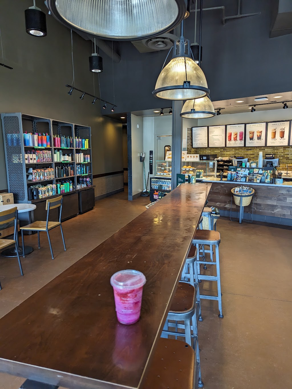 Starbucks | cafe | 2356 N Old Mill Loop, Coeur dAlene, ID 83814, USA | 2086644835 OR +1 208-664-4835