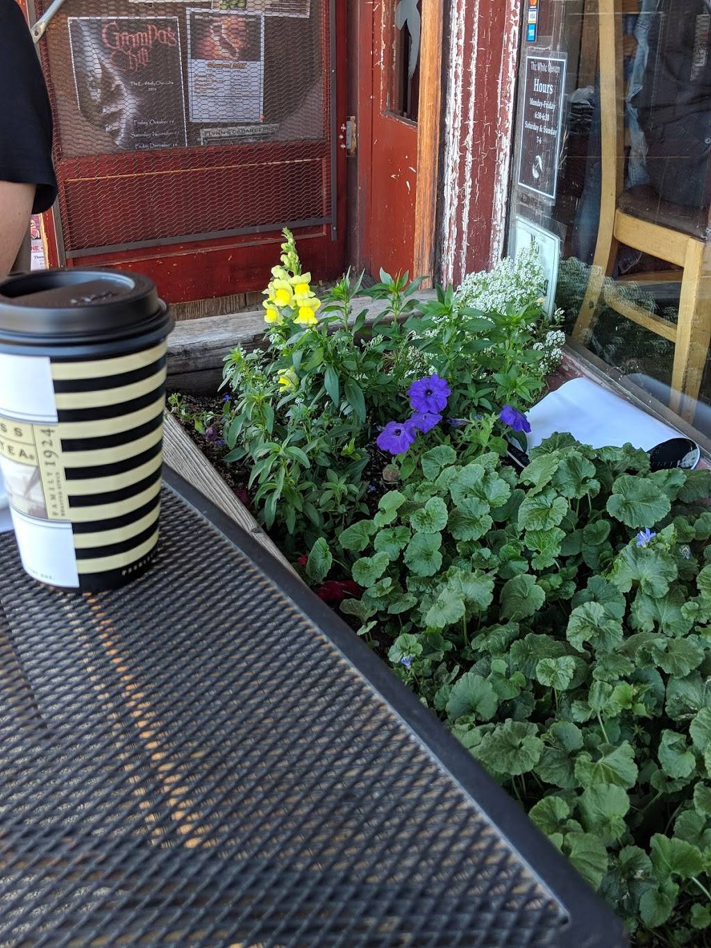 Chopstix | restaurant | 6249 CA-9, Felton, CA 95018, USA | 8313359770 OR +1 831-335-9770