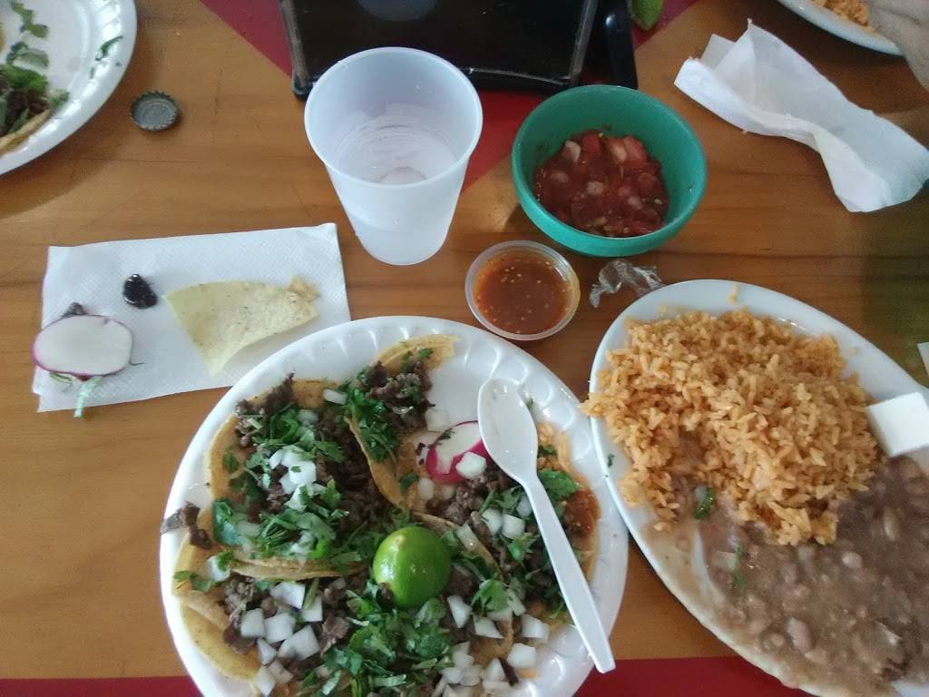 Castillos Mexican Food | restaurant | 3659 E Ventura Ave, Fresno, CA 93702, USA | 5594851635 OR +1 559-485-1635