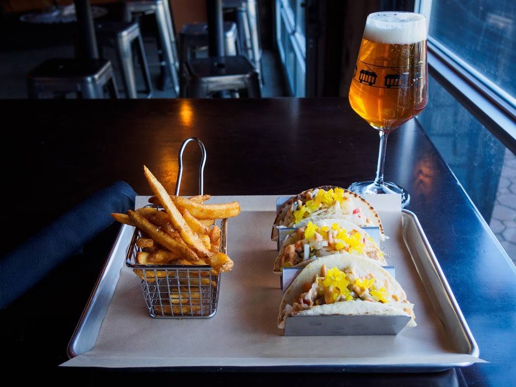 Trolley Tap House | restaurant | 1616 Delaware Ave, Wilmington, DE 19806, USA | 3026522255 OR +1 302-652-2255