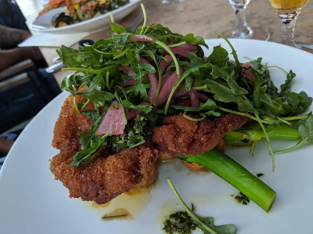 Lungomare | restaurant | 1 Broadway, Oakland, CA 94607, USA | 5104447171 OR +1 510-444-7171