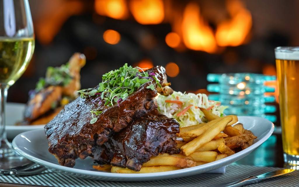 Escena Lounge & Grill | night club | 1100 Clubhouse View Dr, Palm Springs, CA 92262, USA | 7609920002 OR +1 760-992-0002